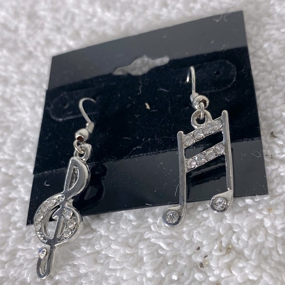 Silver Musical Note Earrings - Picture 4 of 8